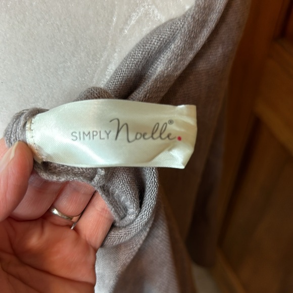 Simply Noelle Taupe Wrap - OS - Picture 5 of 5